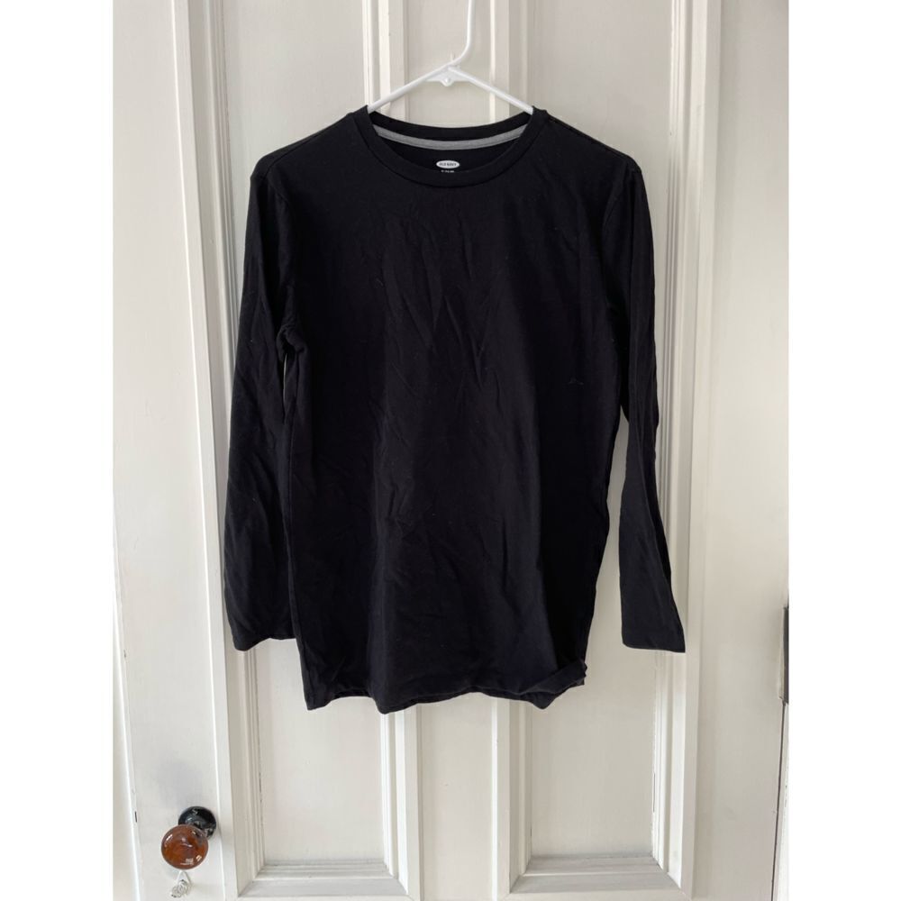 Old Navy boys black long sleeve t-shirt XL